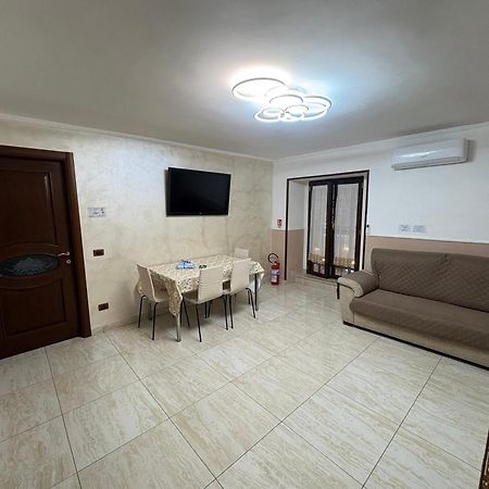 Esposito Holiday Homes نابولي المظهر الخارجي الصورة